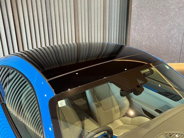 ９１１ ９１１カレラ４ＧＴＳ　シャークブルー／クロノメーター／ＢＯＳＥサウンドシステム／スポーツデザインサイドスカート／スポーツシート／インテリアパッケージ／シートベルトカーズレッド／サンルーフ／ドアカーテンライト（31枚目）