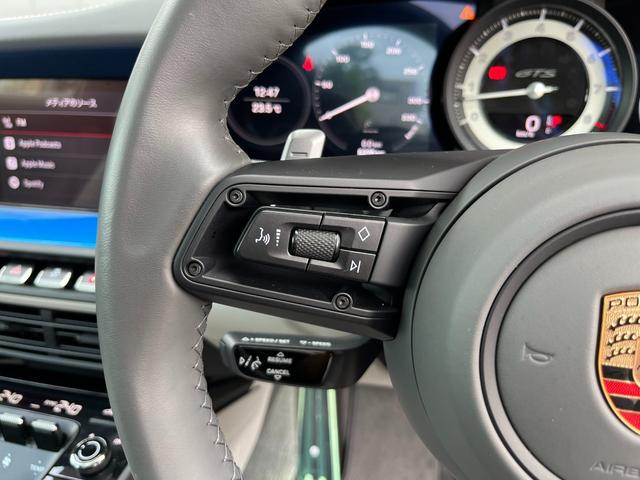 ９１１ ９１１カレラ４ＧＴＳ　シャークブルー／クロノメーター／ＢＯＳＥサウンドシステム／スポーツデザインサイドスカート／スポーツシート／インテリアパッケージ／シートベルトカーズレッド／サンルーフ／ドアカーテンライト（54枚目）