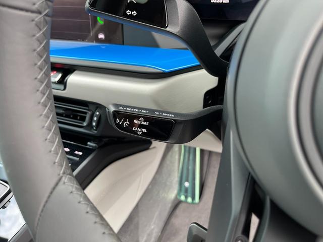 ９１１ ９１１カレラ４ＧＴＳ　シャークブルー／クロノメーター／ＢＯＳＥサウンドシステム／スポーツデザインサイドスカート／スポーツシート／インテリアパッケージ／シートベルトカーズレッド／サンルーフ／ドアカーテンライト（57枚目）