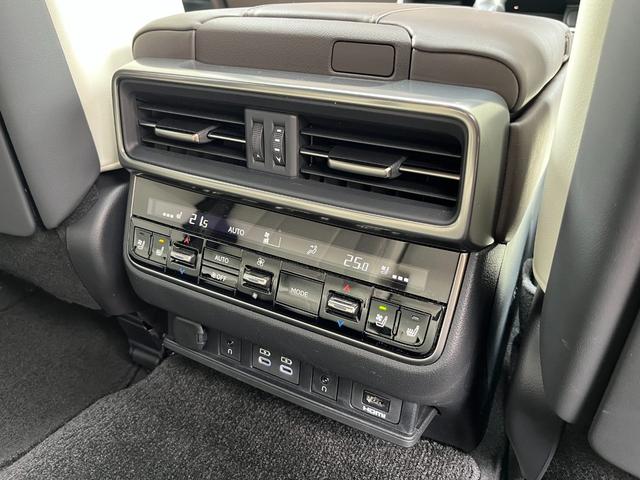 LX LX600 リアエンターテイメントシステム/マークレビンソン3Dサウンド/モデリスタ Fスポイラー・Rスカート・ Sステップメタルプレート/SR/クールボックス/ホワイト革シート/マルチテレインモニタ(77枚目)