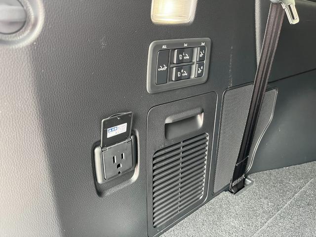 LX LX600 リアエンターテイメントシステム/マークレビンソン3Dサウンド/モデリスタ Fスポイラー・Rスカート・ Sステップメタルプレート/SR/クールボックス/ホワイト革シート/マルチテレインモニタ(78枚目)