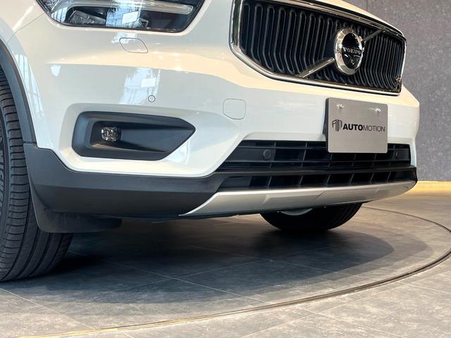 VOLVO XC40 B4 MOMENTUM