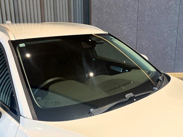 VOLVO XC40 B4 MOMENTUM