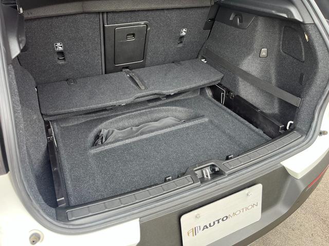 VOLVO XC40 B4 MOMENTUM