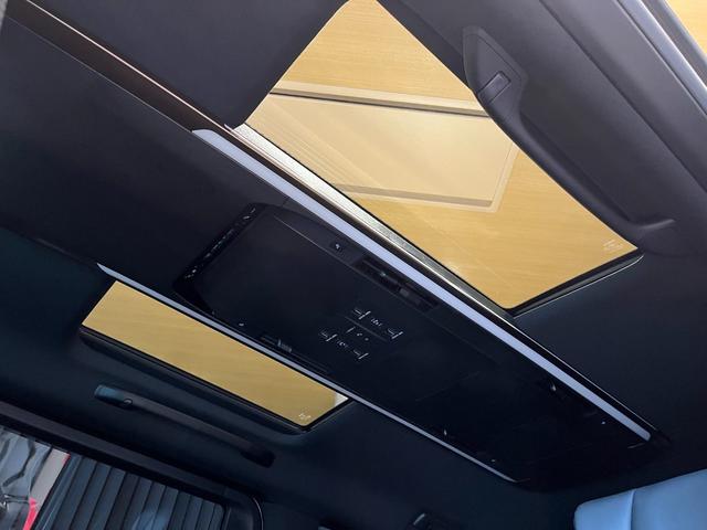 アルファード Ｚ　モデリスタ　（Ｆ・Ｓ・Ｒ）・ドレスアップマフラー／左右独立ムーンルーフ／デジタルインナーミラー／カラーＨＵＤ／スペアタイヤ／パノラミックビューモニター／３眼ＬＥＤヘッドライト／置くだけ充電（7枚目）