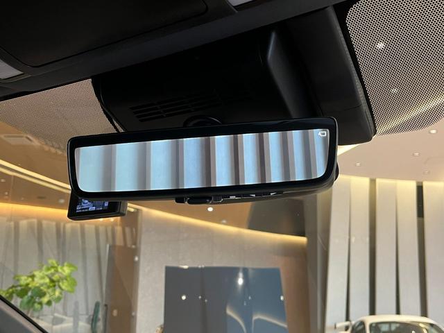 アルファード Ｚ　モデリスタ　（Ｆ・Ｓ・Ｒ）・ドレスアップマフラー／左右独立ムーンルーフ／デジタルインナーミラー／カラーＨＵＤ／スペアタイヤ／パノラミックビューモニター／３眼ＬＥＤヘッドライト／置くだけ充電（8枚目）