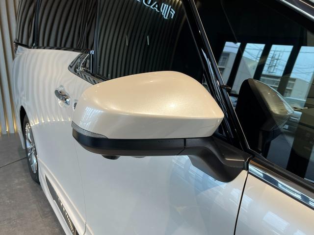 アルファード Ｚ　モデリスタ　（Ｆ・Ｓ・Ｒ）・ドレスアップマフラー／左右独立ムーンルーフ／デジタルインナーミラー／カラーＨＵＤ／スペアタイヤ／パノラミックビューモニター／３眼ＬＥＤヘッドライト／置くだけ充電（35枚目）