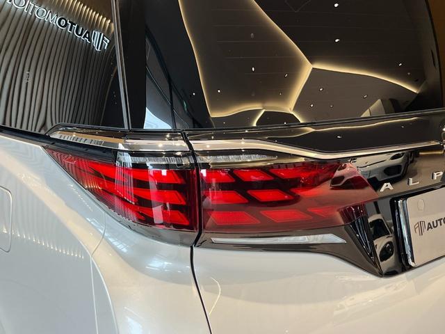 アルファード Ｚ　モデリスタ　（Ｆ・Ｓ・Ｒ）・ドレスアップマフラー／左右独立ムーンルーフ／デジタルインナーミラー／カラーＨＵＤ／スペアタイヤ／パノラミックビューモニター／３眼ＬＥＤヘッドライト／置くだけ充電（42枚目）