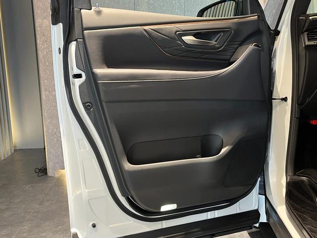 アルファード Ｚ　モデリスタ　（Ｆ・Ｓ・Ｒ）・ドレスアップマフラー／左右独立ムーンルーフ／デジタルインナーミラー／カラーＨＵＤ／スペアタイヤ／パノラミックビューモニター／３眼ＬＥＤヘッドライト／置くだけ充電（75枚目）