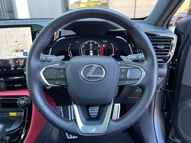 NX NX350 Fスポーツ マークレビンソンプレミアムサラウンドサウンドシステム/パノラマルーフ/3眼フルLEDヘッドランプ/ブラインドスポットモニター/ブラックルーフレール/パノラミックビューモニター(17枚目)