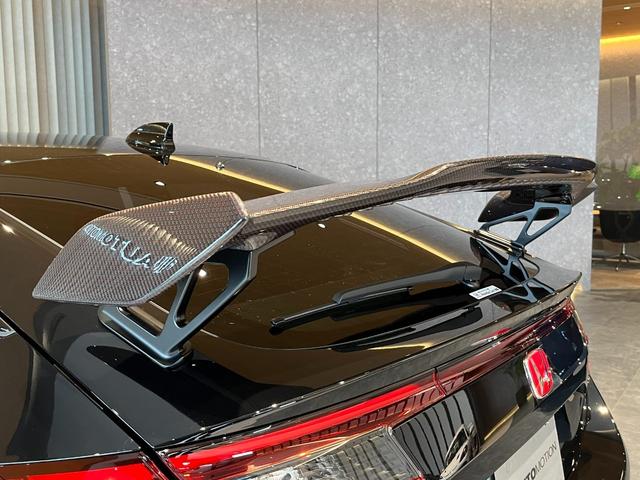 シビック タイプR 1オーナー/新車保証/カーボンリアスポイラー/無限スポーツフロアマット/ホンダセンシング/フルLEDヘッドライト/Brembo社製キャリパー/19インチAW/エアロバンパー/アンダースポイラ/ホンダC(6枚目)