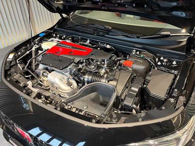 シビック タイプR 1オーナー/新車保証/カーボンリアスポイラー/無限スポーツフロアマット/ホンダセンシング/フルLEDヘッドライト/Brembo社製キャリパー/19インチAW/エアロバンパー/アンダースポイラ/ホンダC(20枚目)