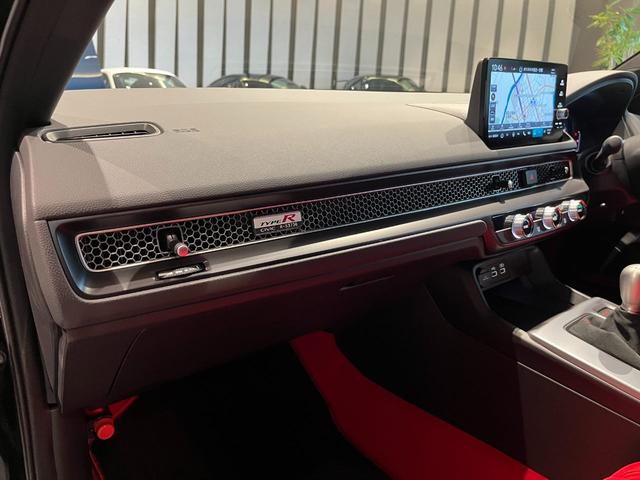 シビック タイプR 1オーナー/新車保証/カーボンリアスポイラー/無限スポーツフロアマット/ホンダセンシング/フルLEDヘッドライト/Brembo社製キャリパー/19インチAW/エアロバンパー/アンダースポイラ/ホンダC(41枚目)