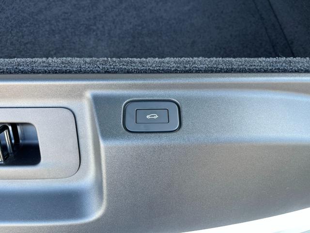 レンジローバー HSE P530 スタンダードホイールベース 急速クーラーボックス/24ウェイ電動フロントシート/23インチスタイル1075(グロスブラック)/デジタルLEDヘッドライト/ディプロイアブルサイドステップ/電子制御エアサスペンション(76枚目)