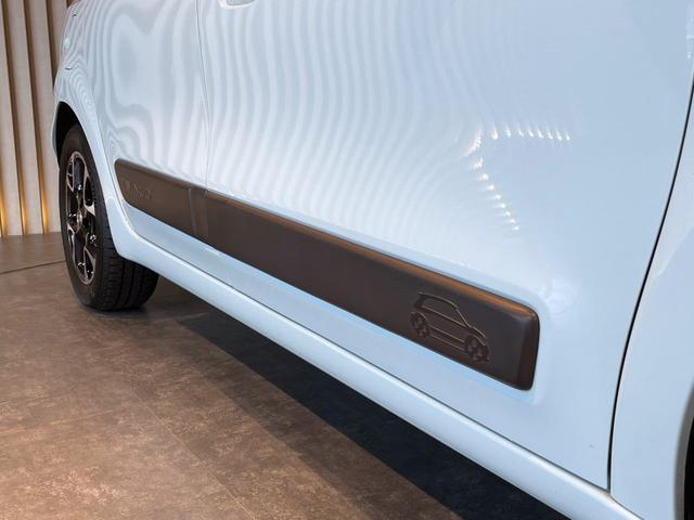 トゥインゴ ＥＤＣ　純正ディスプレイオーディオ／ＡｐｐｌｅＣａｒｐｌａｙ／Ｂｌｕｅｔｏｏｔｈ／ＵＳＢ／レーンアシスト／ＥＴＣ／コーナーセンサー／アイドリングストップ／純正１５インチアルミホイール（33枚目）