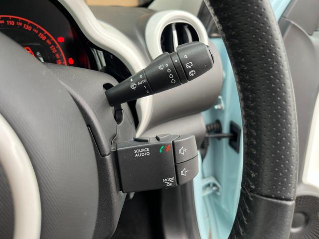 トゥインゴ ＥＤＣ　純正ディスプレイオーディオ／ＡｐｐｌｅＣａｒｐｌａｙ／Ｂｌｕｅｔｏｏｔｈ／ＵＳＢ／レーンアシスト／ＥＴＣ／コーナーセンサー／アイドリングストップ／純正１５インチアルミホイール（53枚目）