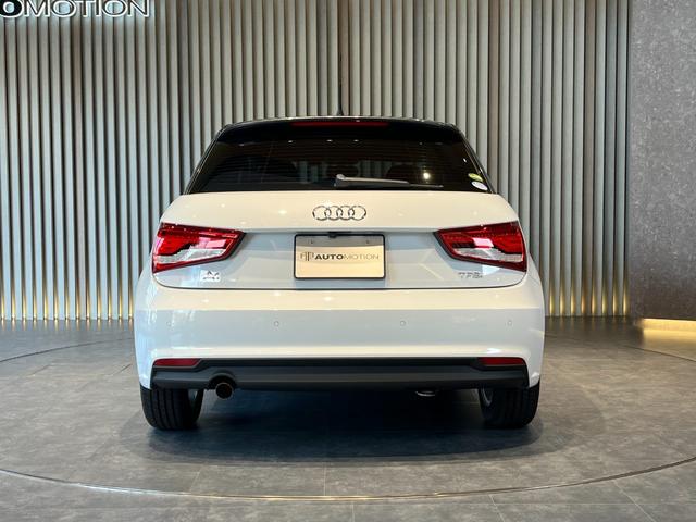 A1スポーツバック 1.0TFSI A1SB/MMIナビゲーション/コンビニエンスパッケージ/ナビキセノンプラスパッケージ/アドバンストパッケージ/パーキングシステム/コントラストルーフ/プライバシーガラス/ETC/シートヒーター/TV(13枚目)