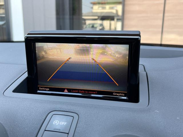 A1スポーツバック 1.0TFSI A1SB/MMIナビゲーション/コンビニエンスパッケージ/ナビキセノンプラスパッケージ/アドバンストパッケージ/パーキングシステム/コントラストルーフ/プライバシーガラス/ETC/シートヒーター/TV(17枚目)