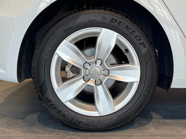 A1スポーツバック 1.0TFSI A1SB/MMIナビゲーション/コンビニエンスパッケージ/ナビキセノンプラスパッケージ/アドバンストパッケージ/パーキングシステム/コントラストルーフ/プライバシーガラス/ETC/シートヒーター/TV(39枚目)