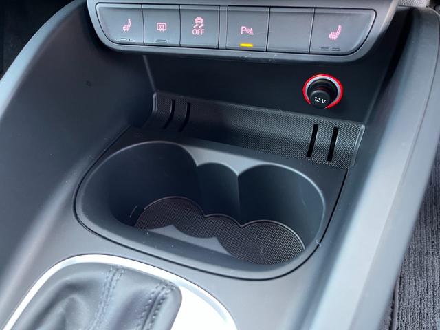 A1スポーツバック 1.0TFSI A1SB/MMIナビゲーション/コンビニエンスパッケージ/ナビキセノンプラスパッケージ/アドバンストパッケージ/パーキングシステム/コントラストルーフ/プライバシーガラス/ETC/シートヒーター/TV(47枚目)