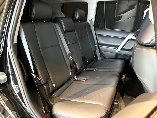 ランドクルーザープラド TX Lパッケージ ムーンルーフ/ブラックルーフレール/19インチ純正アルミホイール/モデリスタ フロントスポイラー/モデリスタ リアスカート/モデリスタリアスポイラー/純正OPウッド調ステアリング/アルパインナビ(17枚目)