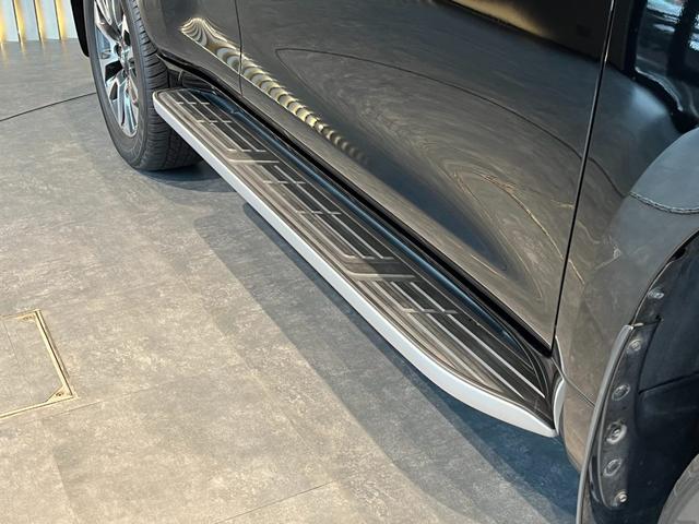 ランドクルーザープラド TX Lパッケージ ムーンルーフ/ブラックルーフレール/19インチ純正アルミホイール/モデリスタ フロントスポイラー/モデリスタ リアスカート/モデリスタリアスポイラー/純正OPウッド調ステアリング/アルパインナビ(32枚目)