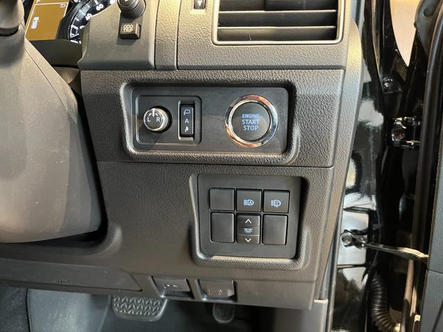 ランドクルーザープラド TX Lパッケージ ムーンルーフ/ブラックルーフレール/19インチ純正アルミホイール/モデリスタ フロントスポイラー/モデリスタ リアスカート/モデリスタリアスポイラー/純正OPウッド調ステアリング/アルパインナビ(59枚目)