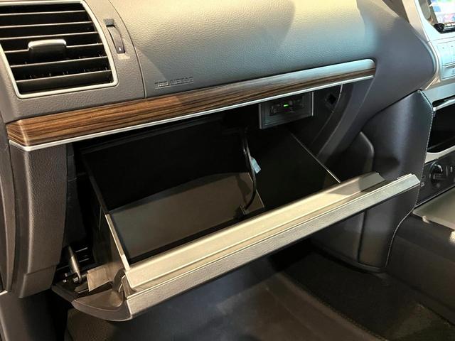 ランドクルーザープラド TX Lパッケージ ムーンルーフ/ブラックルーフレール/19インチ純正アルミホイール/モデリスタ フロントスポイラー/モデリスタ リアスカート/モデリスタリアスポイラー/純正OPウッド調ステアリング/アルパインナビ(66枚目)