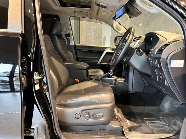 ランドクルーザープラド TX Lパッケージ ムーンルーフ/ブラックルーフレール/19インチ純正アルミホイール/モデリスタ フロントスポイラー/モデリスタ リアスカート/モデリスタリアスポイラー/純正OPウッド調ステアリング/アルパインナビ(71枚目)