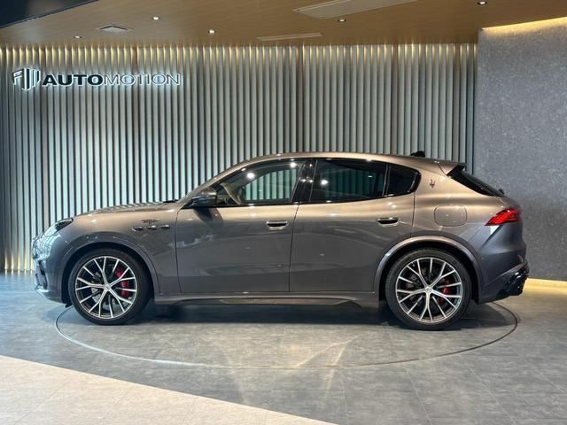 グレカーレ トロフェオ 新車保証/SonusFaberサウンド/グリージョラヴァ/ヘッドアップディスプレイ/テックアシスタンスP/ナビゲーションシステム/パノラマルーフ/マットカーボンファイバーウィーブ/ロッソスクーロ(30枚目)