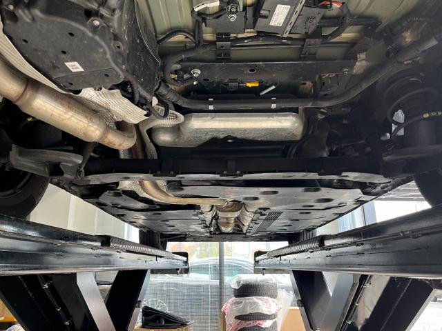 カングー インテンス　ブルーソーダライト／２０５／６０Ｒ１６／ルーフレール／バックカメラ／ディスプレイオーディオ／ＬＥＤヘッドライト／レーンキープ／クルーズコントロール／ＢＳＭ／ＥＴＣ（24枚目）