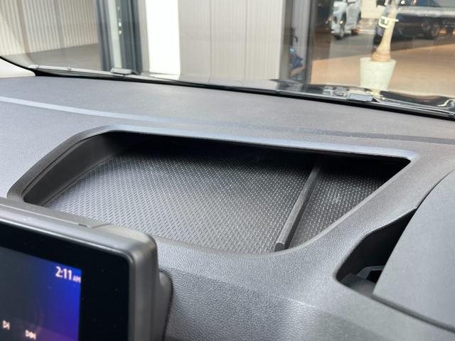 カングー インテンス　ブルーソーダライト／２０５／６０Ｒ１６／ルーフレール／バックカメラ／ディスプレイオーディオ／ＬＥＤヘッドライト／レーンキープ／クルーズコントロール／ＢＳＭ／ＥＴＣ（46枚目）