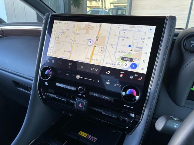 アルファードハイブリッド エグゼクティブラウンジ　ＯＰユニバーサルステップ／１９インチＡＷ／モデリスタフルエアロ＆フロントグリル／１４インチＤＡ＋ＪＢＬプレミアムサウンド／左右独立ムーンルーフ／１４インチリアエンター／デジタルインナーミラー／ＨＵＤ（12枚目）