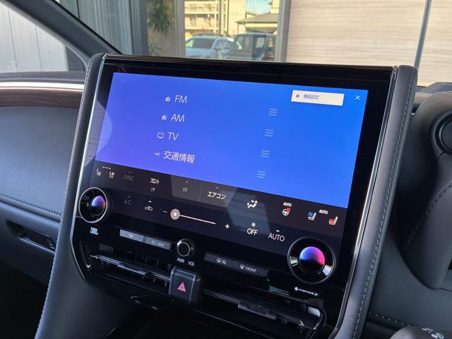 アルファードハイブリッド エグゼクティブラウンジ　ＯＰユニバーサルステップ／１９インチＡＷ／モデリスタフルエアロ＆フロントグリル／１４インチＤＡ＋ＪＢＬプレミアムサウンド／左右独立ムーンルーフ／１４インチリアエンター／デジタルインナーミラー／ＨＵＤ（52枚目）