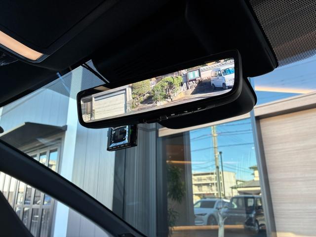 アルファードハイブリッド エグゼクティブラウンジ　ＯＰユニバーサルステップ／１９インチＡＷ／モデリスタフルエアロ＆フロントグリル／１４インチＤＡ＋ＪＢＬプレミアムサウンド／左右独立ムーンルーフ／１４インチリアエンター／デジタルインナーミラー／ＨＵＤ（60枚目）