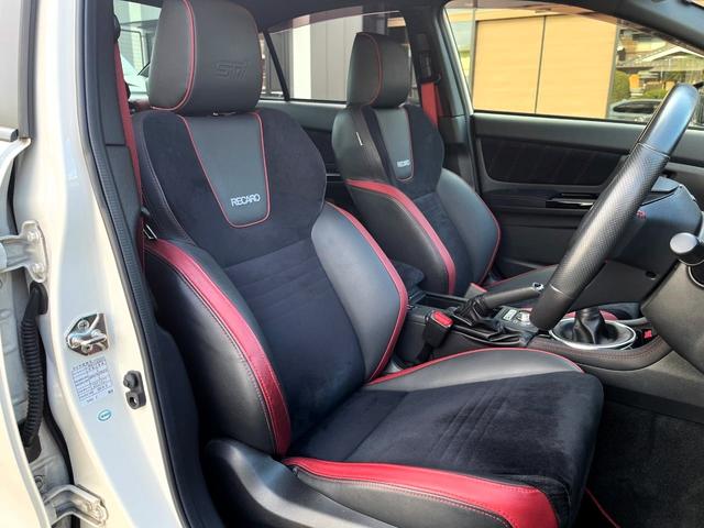 WRX STI STI タイプS RECARO製フロントシート/アドバンスドセーフティPKG/F・Sビューモニター/大型リアスポイラー/ハイビームアシスト/BILSTEIN製ダンパ/リアビークルディティクション/brembo製ブレーキ(6枚目)