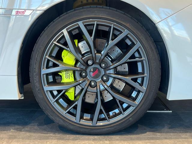 WRX STI STI タイプS RECARO製フロントシート/アドバンスドセーフティPKG/F・Sビューモニター/大型リアスポイラー/ハイビームアシスト/BILSTEIN製ダンパ/リアビークルディティクション/brembo製ブレーキ(17枚目)