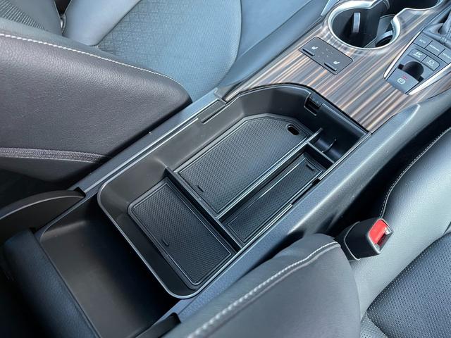 カムリ ＷＳレザーパッケージ　カムリ２．５ＷＳレザーパッケージ／パノラマサンルーフ／純正１８インチホイール／ヘッドアップディスプレイ／パワーシート／ＴＶ／バックカメラ／シートヒーター／ベンチレーション（48枚目）