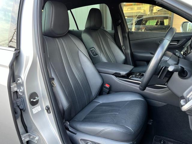 クラウンハイブリッド RSアドバンス 1オーナー/新車保証/全周囲モニター/デジタルインナーミラー/セーフティパッケージプラス/18インチスパッタリングAW/メモリー付黒革シート/シートヒーター・ベンチレーション/12.3インチナビ(16枚目)