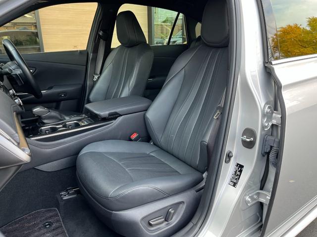 クラウンハイブリッド RSアドバンス 1オーナー/新車保証/全周囲モニター/デジタルインナーミラー/セーフティパッケージプラス/18インチスパッタリングAW/メモリー付黒革シート/シートヒーター・ベンチレーション/12.3インチナビ(43枚目)