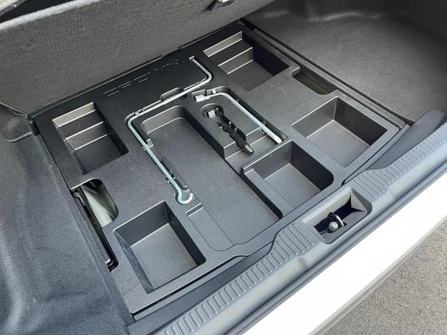 クラウンハイブリッド RSアドバンス 1オーナー/新車保証/全周囲モニター/デジタルインナーミラー/セーフティパッケージプラス/18インチスパッタリングAW/メモリー付黒革シート/シートヒーター・ベンチレーション/12.3インチナビ(64枚目)