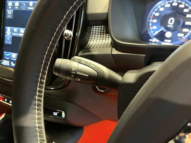 ＸＣ４０ Ｔ４　ＡＷＤ　Ｒデザイン　ｈａｒｍａｎ　ｋａｒｄｏｎプレミアムサウンド／オレンジ内装／アクティブベンディング付きＬＥＤヘッドランプ／パークアシストパイロット／ファインナッパレザーヌバックコンビシートＨＤＤナビ／ＥＴＣ／ドラレコ（50枚目）