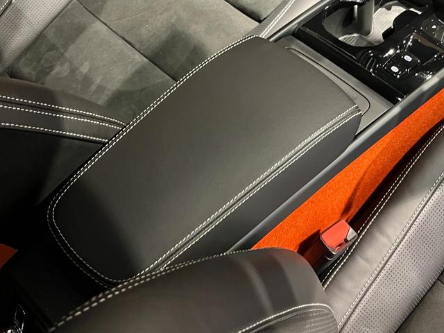 ＸＣ４０ Ｔ４　ＡＷＤ　Ｒデザイン　ｈａｒｍａｎ　ｋａｒｄｏｎプレミアムサウンド／オレンジ内装／アクティブベンディング付きＬＥＤヘッドランプ／パークアシストパイロット／ファインナッパレザーヌバックコンビシートＨＤＤナビ／ＥＴＣ／ドラレコ（55枚目）