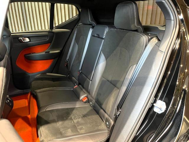 ＸＣ４０ Ｔ４　ＡＷＤ　Ｒデザイン　ｈａｒｍａｎ　ｋａｒｄｏｎプレミアムサウンド／オレンジ内装／アクティブベンディング付きＬＥＤヘッドランプ／パークアシストパイロット／ファインナッパレザーヌバックコンビシートＨＤＤナビ／ＥＴＣ／ドラレコ（62枚目）