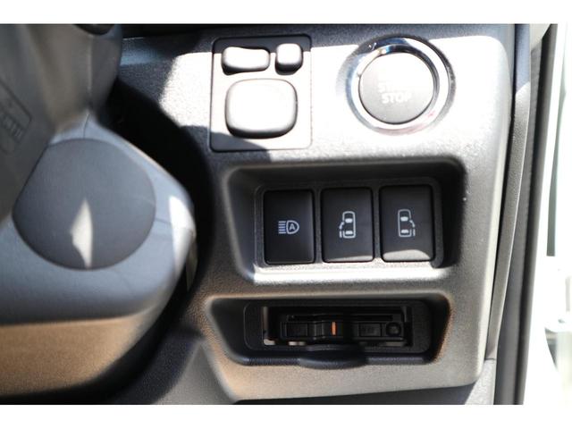 スーパーGL ダークプライムII 2.8D-T3ナンバーワゴン乗用車登録8人ベンチシート2脚スライドレールフルセグナビフリップダウンモニター両側電動スライドドアパノラマミックビューモニターLEDテールウッドインテリアミニバン仕様(43枚目)