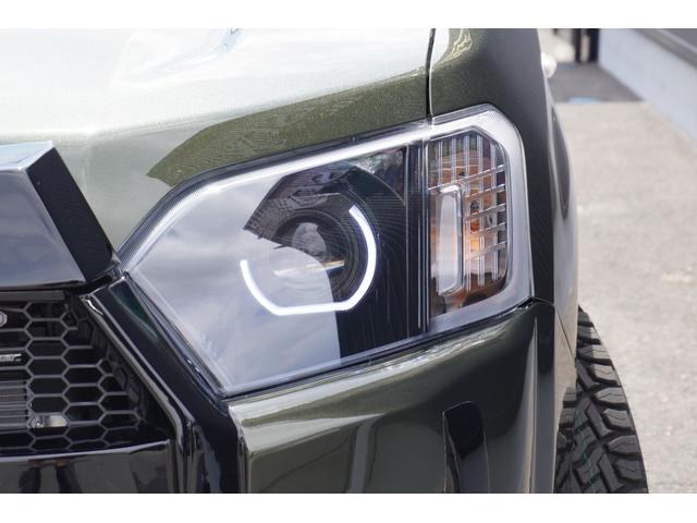 プロボックス ハイブリッドＦ　カスタムギアコンプリートＤｙｎａｓｔｙＧＲＯＵＮＤ前後バンパーＬＥＤプロジェクターヘッドライトＲＴタイヤコーデュロイバケットシートカバーＤピラースピーカーアッシュウッドインテリア助手席テーブル（17枚目）