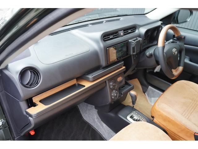 プロボックス ハイブリッドＦ　カスタムギアコンプリートＤｙｎａｓｔｙＧＲＯＵＮＤ前後バンパーＬＥＤプロジェクターヘッドライトＲＴタイヤコーデュロイバケットシートカバーＤピラースピーカーアッシュウッドインテリア助手席テーブル（49枚目）