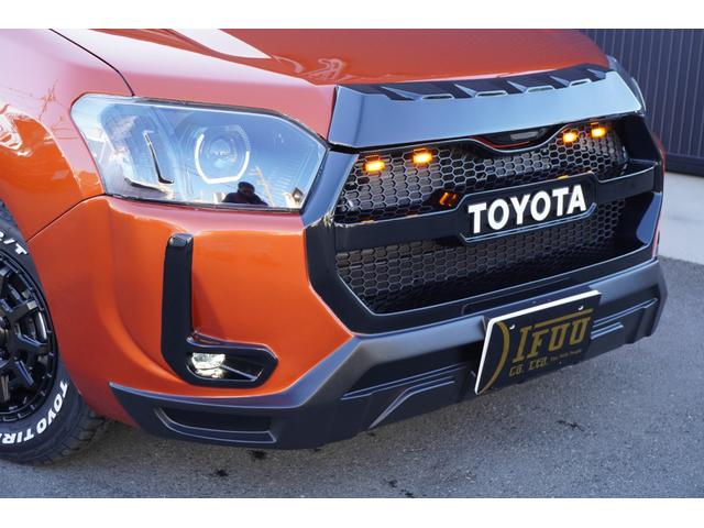 プロボックス ハイブリッドＦ　カスタムギアコンプリートＤｙｎａｓｔｙ前後バンパーＬＥＤプロジェクターヘッドライトＲＴタイヤヴィンテージレザーシートカバーＤピラースピーカーゼブラウッドインテリア助手席テーブルセンターコンソール（11枚目）