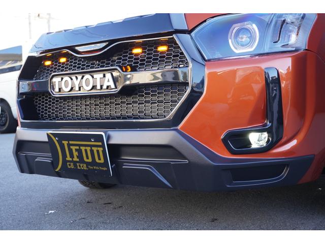 プロボックス ハイブリッドＦ　カスタムギアコンプリートＤｙｎａｓｔｙ前後バンパーＬＥＤプロジェクターヘッドライトＲＴタイヤヴィンテージレザーシートカバーＤピラースピーカーゼブラウッドインテリア助手席テーブルセンターコンソール（15枚目）