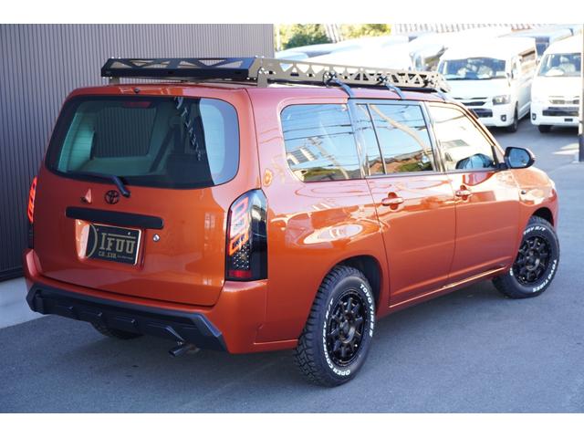 プロボックス ハイブリッドＦ　カスタムギアコンプリートＤｙｎａｓｔｙ前後バンパーＬＥＤプロジェクターヘッドライトＲＴタイヤヴィンテージレザーシートカバーＤピラースピーカーゼブラウッドインテリア助手席テーブルセンターコンソール（23枚目）